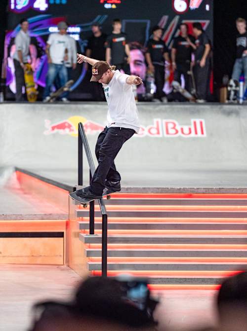 Jamie Foy at PSL hitting a front feeble 