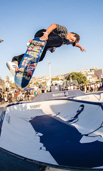 Alex Skateboard Red Bull Profile