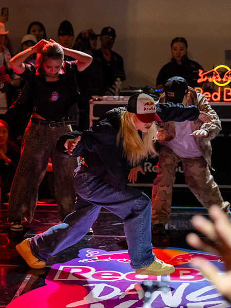 Kyoka tritt am 26. April bei der „Judge“-Show im Rahmen des „Red Bull Dance Your Style 2026“ in Seoul, Südkorea, auf und bringt explosive Energie auf die Tanzfläche