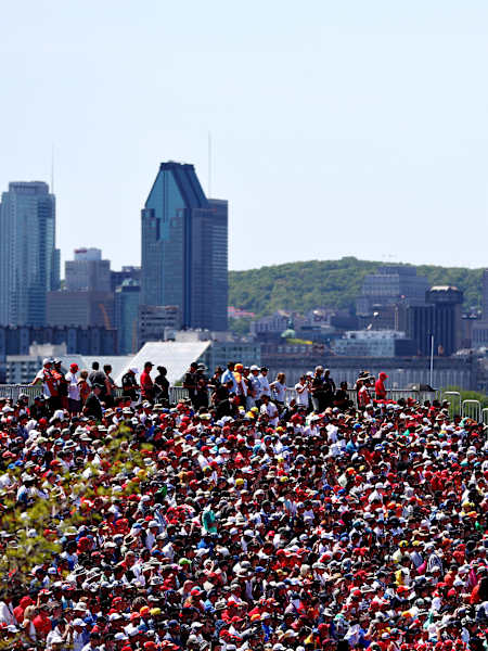 The Canadian Fans Never Disappoint
