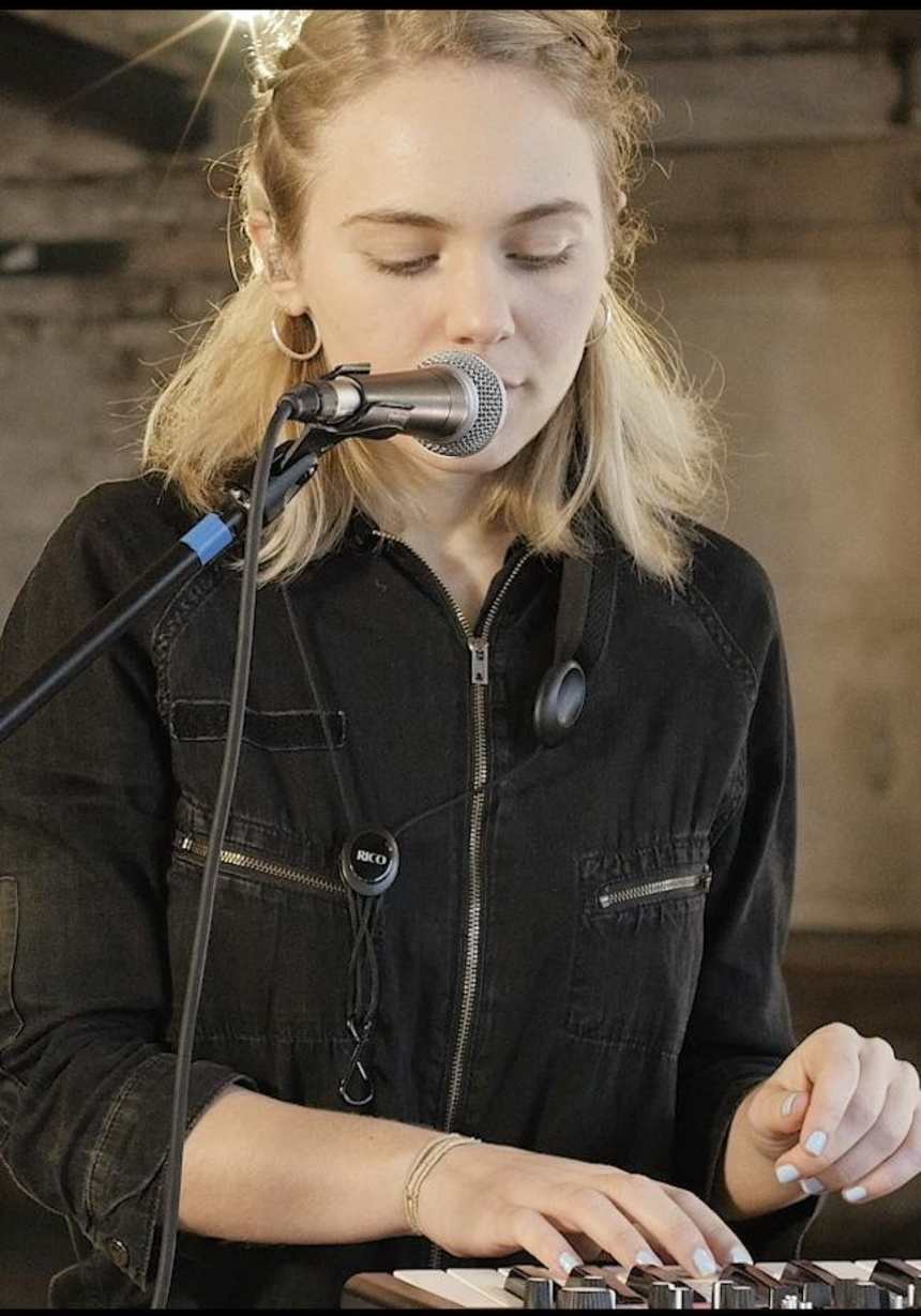Exclusive Saxophone Session With Laura Misch Red Bull