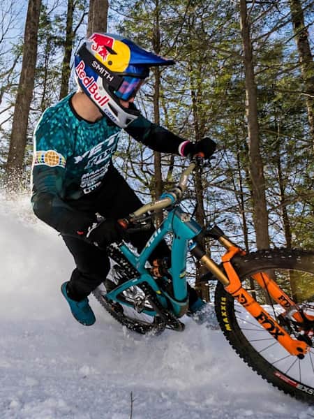 Best freeride mountain bikers in the world best sale