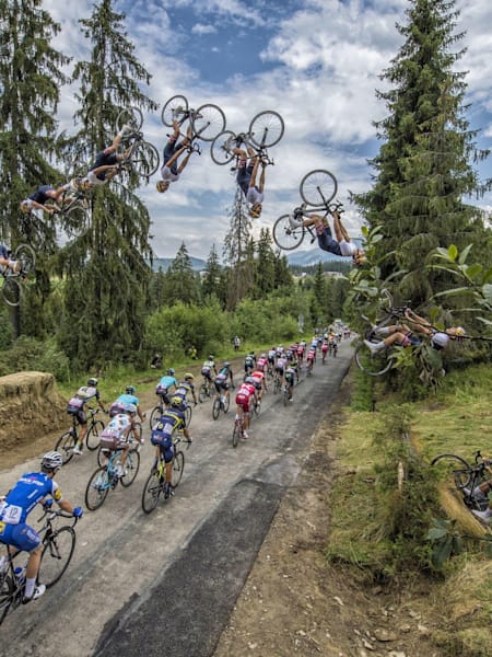 サイクルロードレースをバックフリップで飛び越えろ！