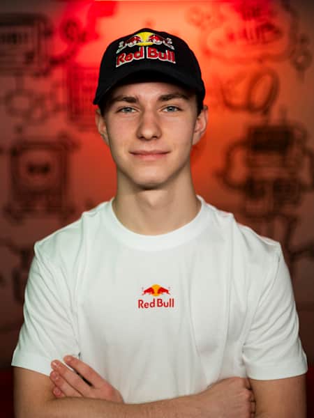 F3 Kacper Sztuka w MP Motorsport w 2024