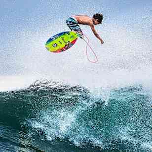 Eli Hanneman, mucho más que un portento del surf