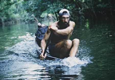 Mike Horn conquering the bad polar weather conditions.