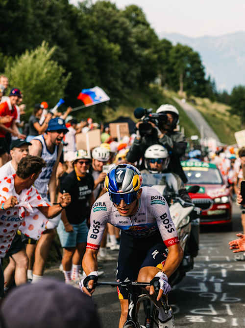 Florian Lipowitz vom Team Red Bull – BORA – hansgrohe während der 15. Etappe (Champagnole – Plateau de Solaison) der 113. Tour de France in Frankreich am 19. Juli 2026.
