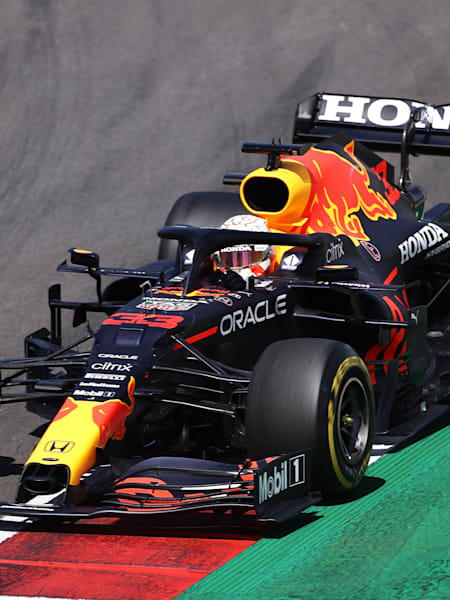 Avec cette deuxième place au Grand Prix de Formule 1 du Portugal, Max Verstappen réalise 3 podiums en 3 courses.