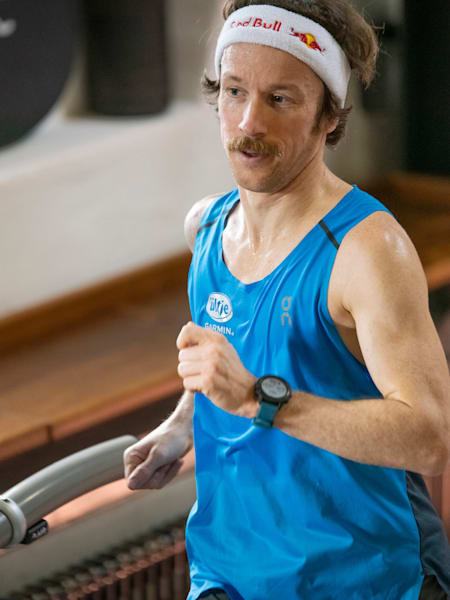 フロリアン・ノイシュヴァンダー：トレッドミル50km世界記録を更新した