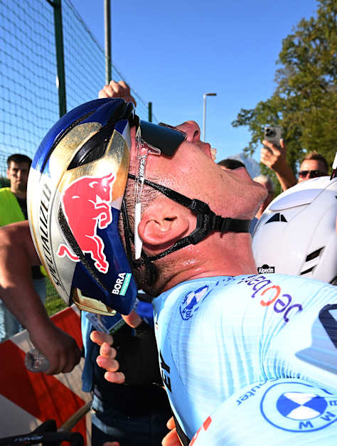 Remco Evenepoel wins the European road race title