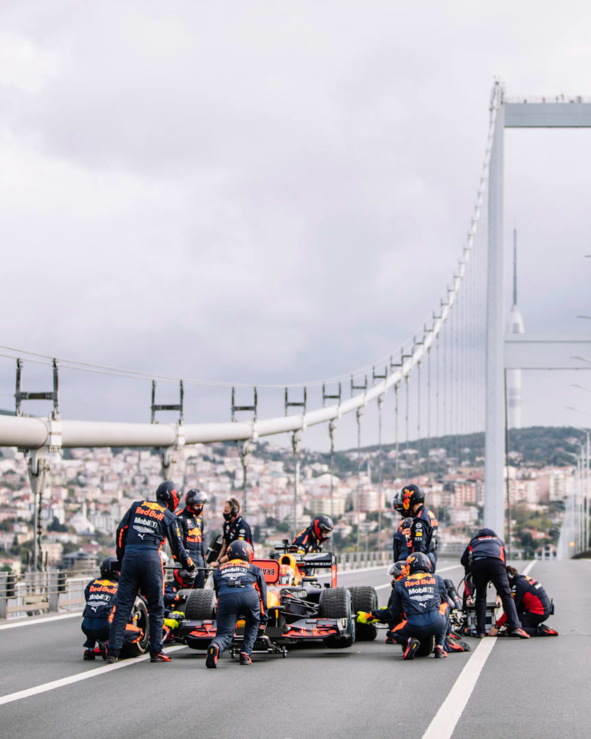 F1 Drivers Pierre Gasly Alex Albon Explore Istanbul
