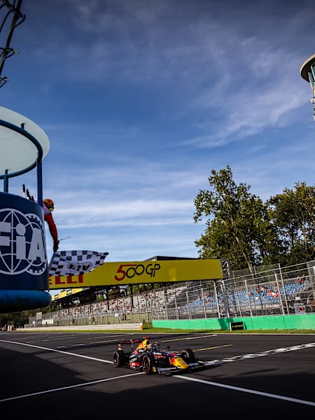 Nikola Tsolov finishing the F3 race in Monza 2025