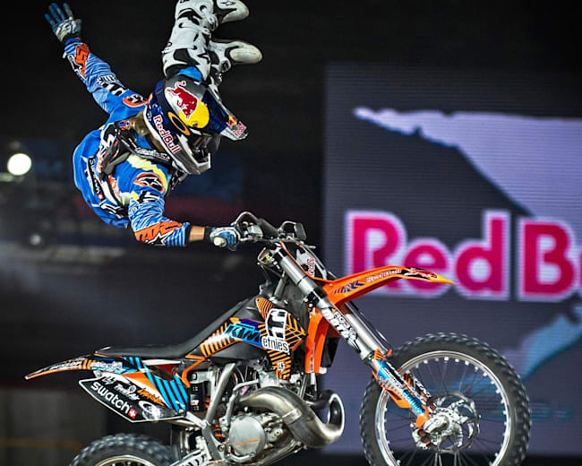 Red Bull Tv频道世界级越野摩托车经典巨献