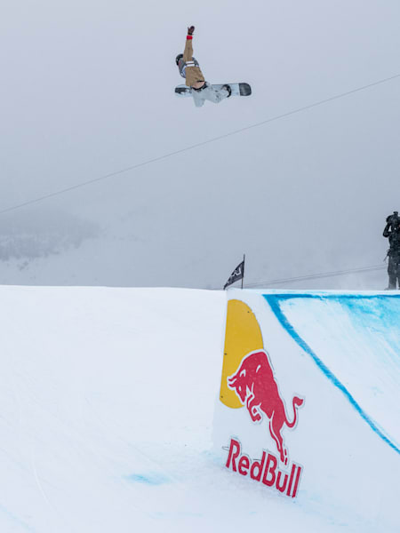 Men's Slopestyle winner Niklas Mattsson performs at the Laax Open 2021.