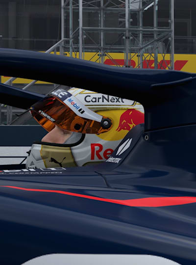 Screenshot aus F1 22 zeigt Max Verstappen hinter dem Lenkrad seines Boliden