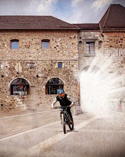 Red Bull Castle Break, gorskokolesarski dogodek v Ljubljani.