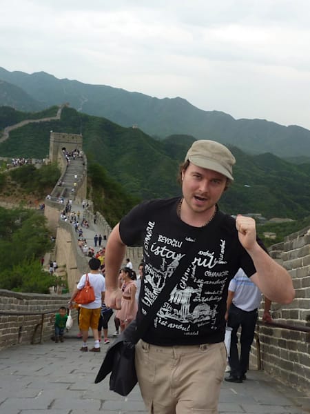 Benny en la Gran Muralla China
