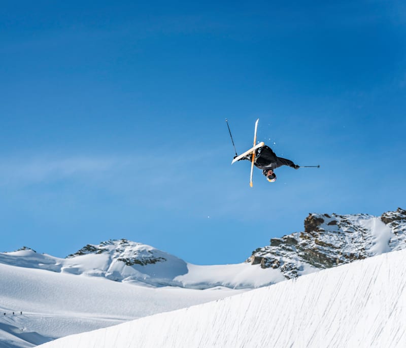 Skiing Red Bull