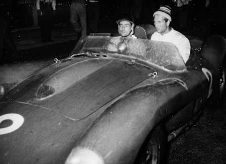 Phill Hill y Peter Collins, en un Ferrari de Sport, en los años 50.
