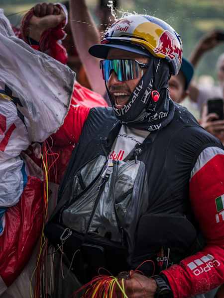 Aaron Durogati wins Red Bull X-Alps 2025