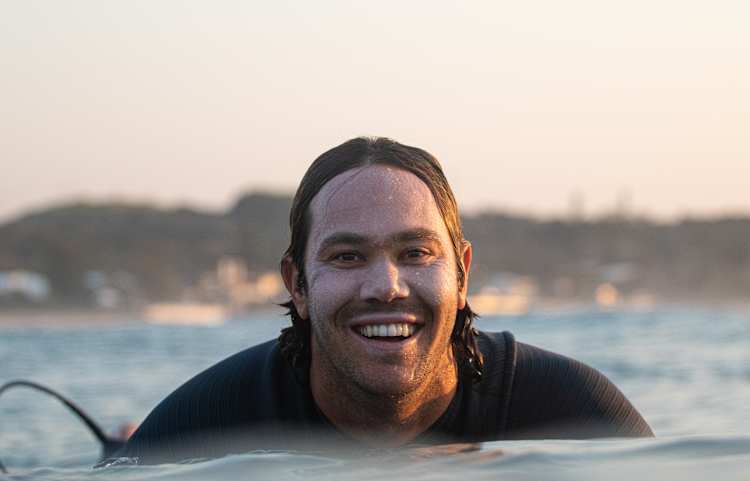 Red bull jordy smith top