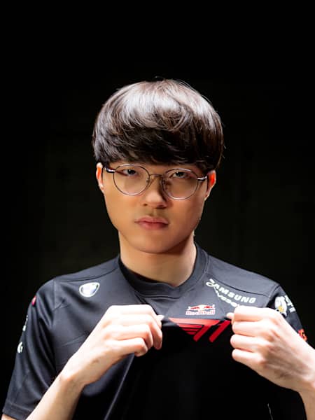 An image of Faker in a T1 shirt