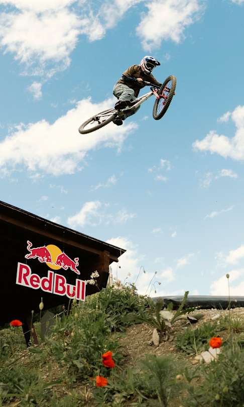 Harriet Burbidge-Smith: MTB – Red Bull athlete profile