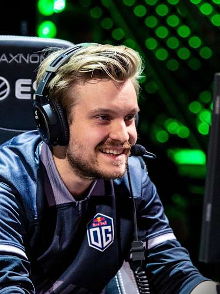 A photo of Jesse 'JerAx' Vainikka in action at ESL One Katowice 2019.