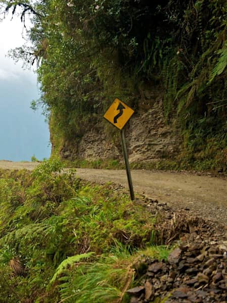 Een beruchte bocht op 'Death Road' in Bolivia