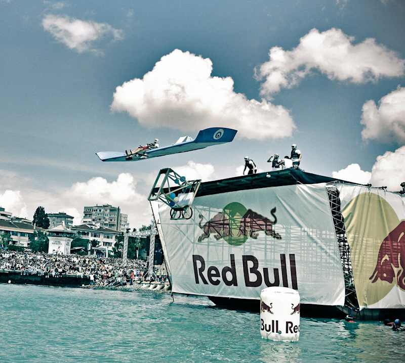 Red Bull Racing history: from “energy in the paddock” to absolute F1 ...