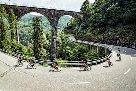 Patrick Seabase's departure from the Simplon Pass through the Centovalli while shooting unBRAKEable on September 1, 2020.