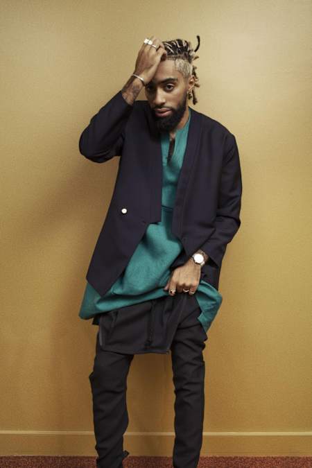 La question de sa propre identité est au cœur de son spectacle, Hexagone.