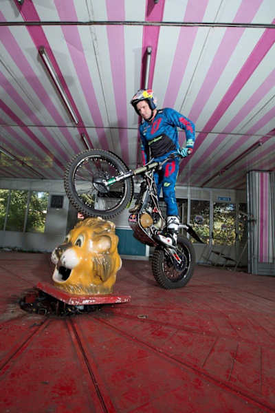 Dougie used his Vertigo Combat for the edit