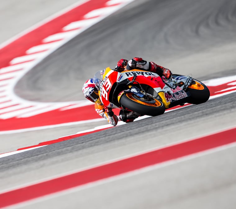 中上はロッシと10番手を争っている最中 ロッシと接触 激しいクラッシュを喫した ヤマハ ビニャーレスがmotogpオランダgpで2019年シーズン初優勝 中上はハードクラッシュも無事の画像 写真 5 Autosport Web