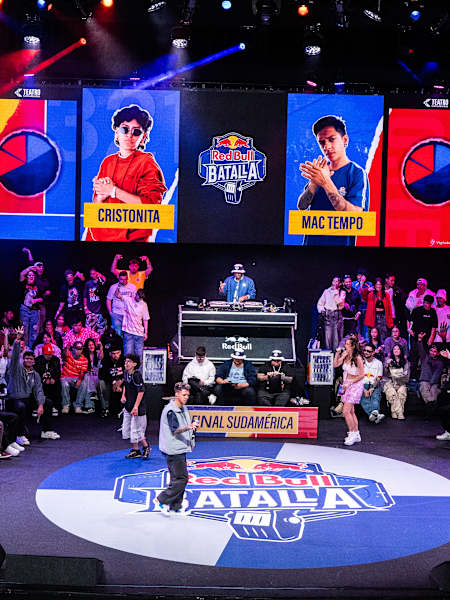 The Red Bull Batalla Final Sudamérica 2026 lights up Bogotá, Colombia, with rappers and fans uniting in an adrenaline-fuelled celebration of Latin freestyle culture