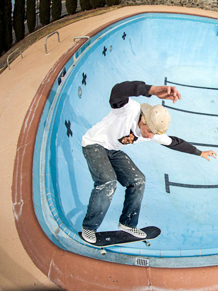 CJ Collins skates in El Paso, Texas