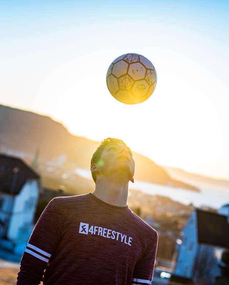 フリースタイルサッカー レッドブル