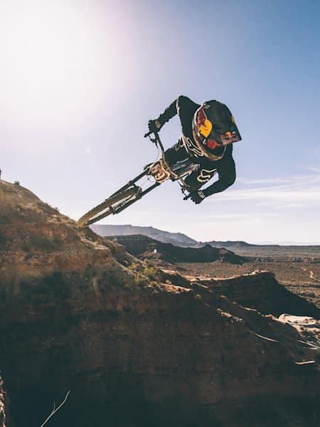 2018 rampage top red bull