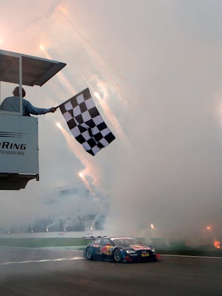 Mattias Ekstroem al final de la temporada 2013 del DTM en el circuito de Hockenheim.