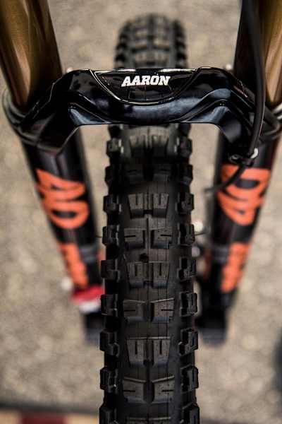 Close up of Aaron Gwin's fork and tyres.