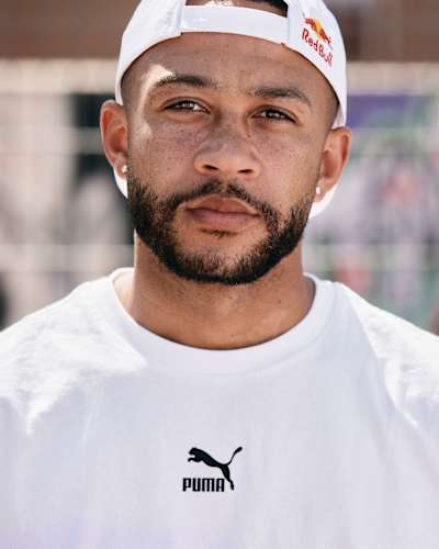 Memphis Depay en el Red Bull Street Rhythm de Barcelona, España, en 2022.
