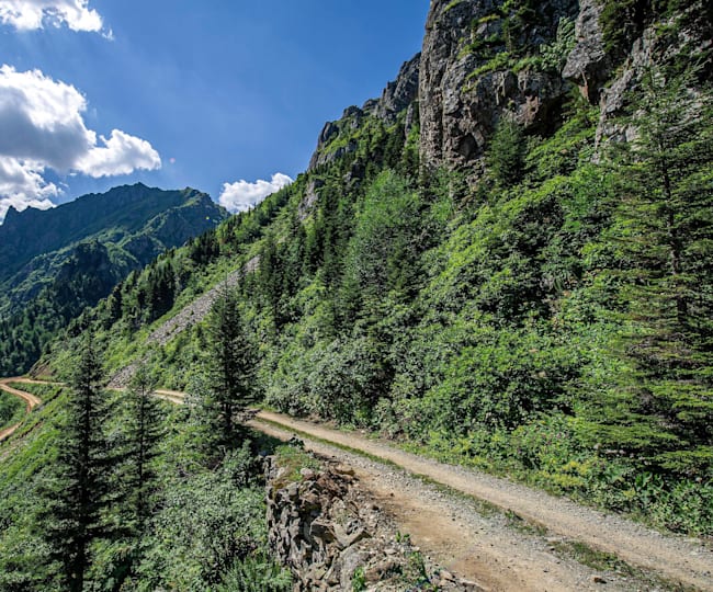 dunyanin en tehlikeli 9 yolu