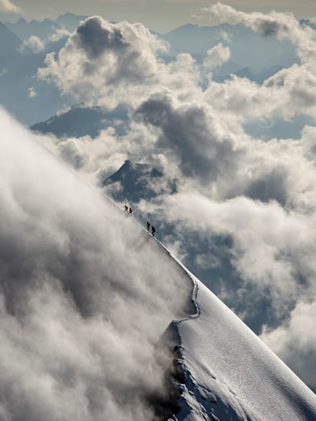 Norii dau o notă dramatică imaginii