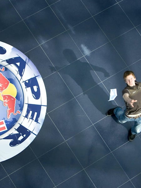 Paper wings china preview action