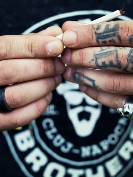 Vlad, 33, Cluj, frate la Beard Brothers