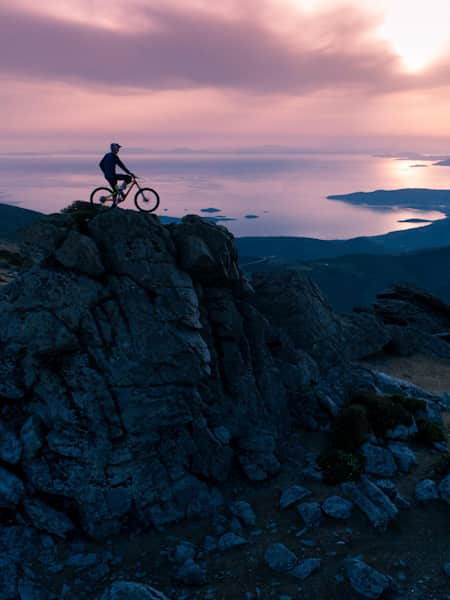 Best mtb hot sale watch 2018