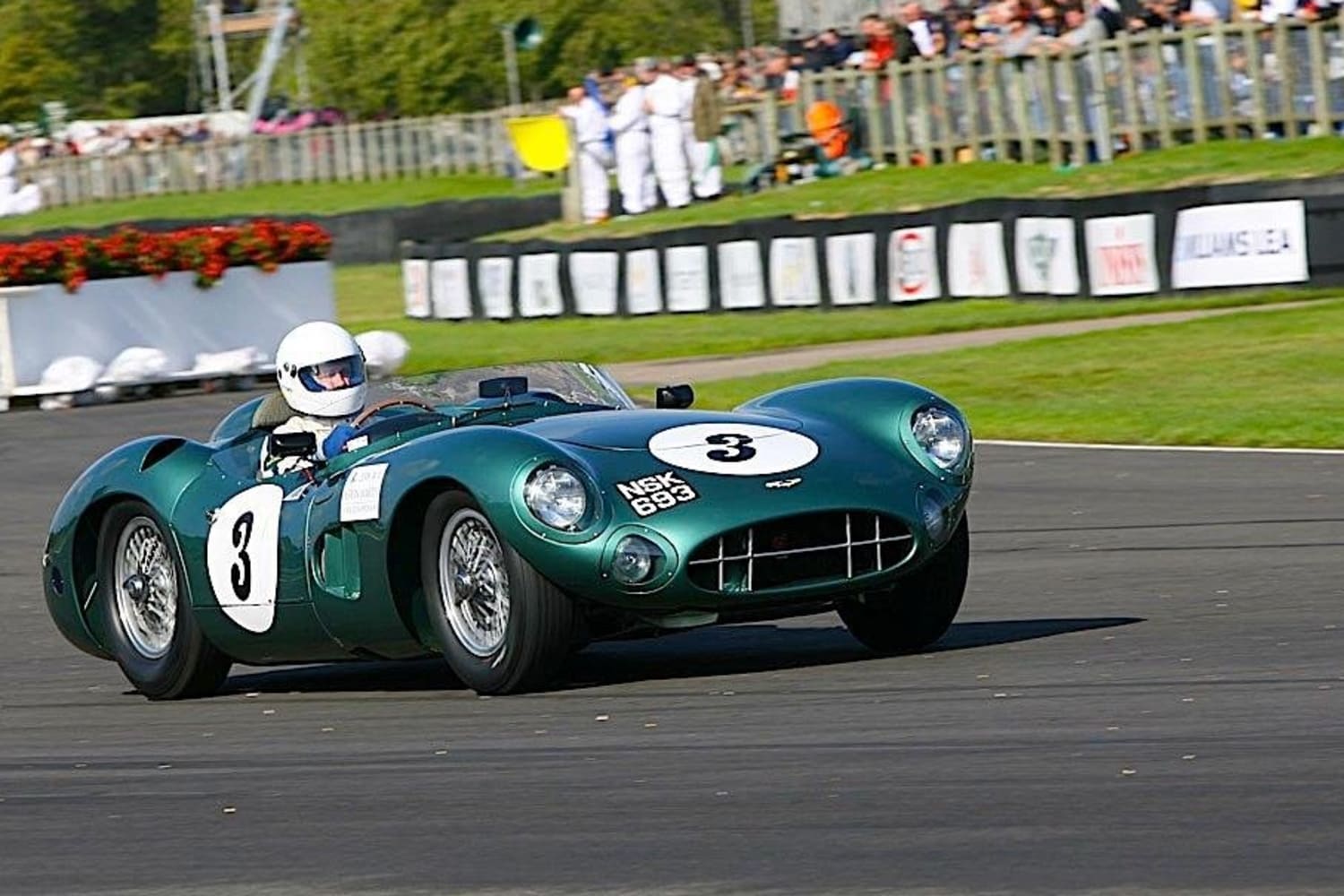 Stirling Moss' Aston Martin DBR1 crash | Red Bull
