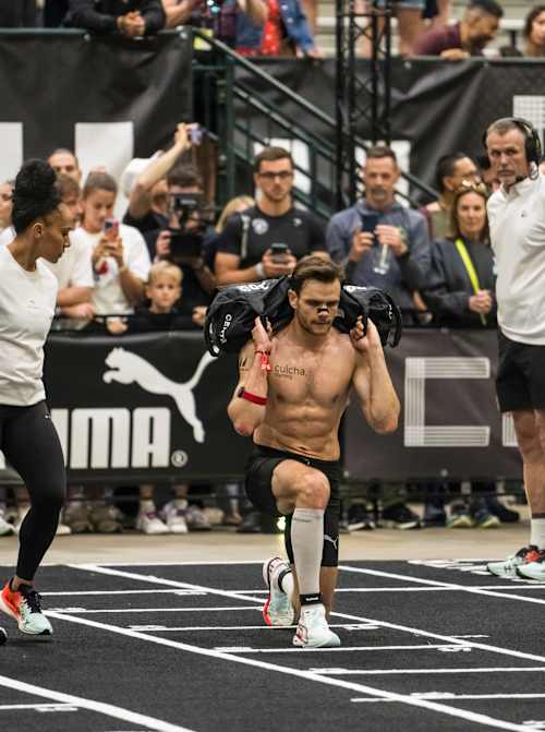 Тім Веніш на Чемпіонаті світу HYROX 2025 року в Чикаго. 