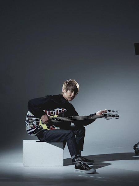 Red Bull Air Race×JIRO（GLAY）】世界に一本の特別なベースが誕生