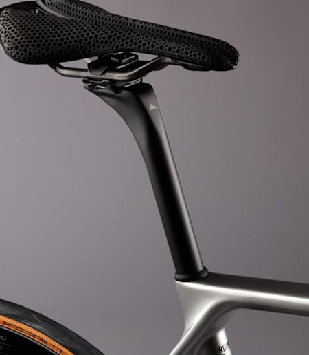 Sattel und Sattelstütze bilden eine Einheit. Sie sorgen für Komfort und ein geringes Gewicht.